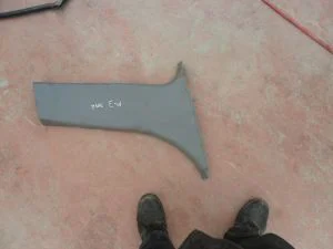 MAZDA 3 2005 ÇIKMA SAĞ ALT ORTA DİREK PLASTİĞİ 2003 - 2004 - 2005 - 2006 - 2007 - 2008 - 2009 Arası Modellerle Uyumludur