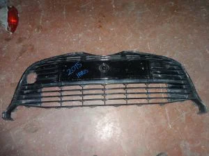 TOYOTA YARIS 2015 ÇIKMA HAFİF HASARLI ÖN TAMPON IZGARASI 2014 - 2015 - 2016 - 2017 Arası Modellerle Uyumludur