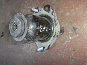 TOYOTA COROLLA 2004 ÇIKMA ARKA AMORTÜSÖR TAKOZU 2002 - 2003 - 2004 - 2005 - 2006 - 2007 Arası Modellerle Uyumludur