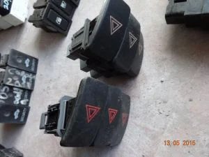 TOYOTA COROLLA 2008 ÇIKMA DÖRTLÜ SİNYAL DÜĞMESİ 2007 - 2008 - 2009 - 2010 - 2011 - 2012 - 2013 Arası Modellerle Uyumludur