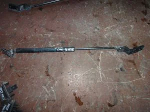 TOYOTA YARIS 2013 ÇIKMA SOL BAGAJ AMORTÜSÖRÜ 2012 - 2013 Arası Modellerle Uyumludur