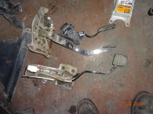 TOYOTA HILUX 2014 ÇIKMA DEBRAJ PEDALI 2012 - 2013 - 2014 - 2015 Arası Modellerle Uyumludur