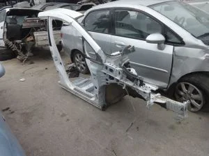 TOYOTA VERSO 2016 ÇIKMA SAĞ PODYE 2013 - 2014 - 2015 - 2016 - 2017 Arası Modellerle Uyumludur