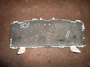 TOYOTA COROLLA HB 2006 ÇIKMA HAFİF HASARLI GÖSTERGE SAATİ 2005 - 2006 - 2007 Arası Modellerle Uyumludur
