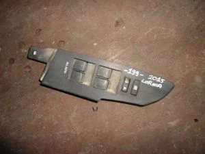 TOYOTA COROLLA 2014 ÇIKMA SOL ÖN CAM DÜĞMESİ PLASTİK ÇERÇEVESİ 2013 - 2014 - 2015 - 2016 Arası Modellerle Uyumludur