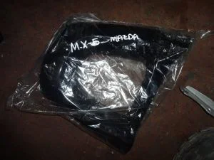 MAZDA MX - 5 2019 ÇIKMA HAFİF HASARLI VİTES KOLU DIŞ ÇERÇEVESİ 2017 - 2018 - 2019 - 2020 - 2021 - 2022 Arası Modellerle Uyumludur