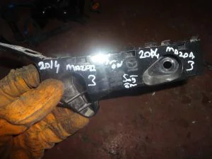 MAZDA 3 2015 ÇIKMA HAFİF HASARLI SAĞ ÖN TAMPON BRAKETİ 2014 - 2015 - 2016 - 2017 - 2018 Arası Modellerle Uyumludur