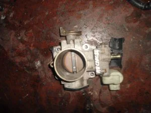 HONDA CIVIC 1999 ÇIKMA HASARLI BOĞAZ KELEBEĞİ 1996 - 1997 - 1998 - 1999 - 2000 - 2001 Arası Modellerle Uyumludur