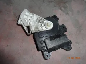 TOYOTA RAV4 2007 ÇIKMA KALORİFER ROLESİ 2006 - 2007 - 2008 - 2009 Arası Modellerle Uyumludur