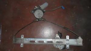 HONDA CIVIC 2004 ÇIKMA SAĞ ÖN CAM KİRKOSU 2002 - 2003 - 2004 - 2005 - 2006 Arası Modellerle Uyumludur