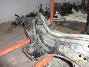 TOYOTA RAV4 2004 ÇIKMA HASARLI ÖN TRAVEZ 2001 - 2002 - 2003 - 2004 - 2005 - 2006 Arası Modellerle Uyumludur