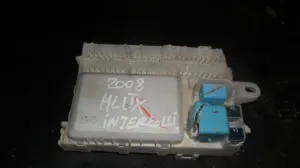 TOYOTA HILUX 2007 ÇIKMA GÖĞÜS SİGORTA KUTUSU 2006 - 2007 - 2008 - 2009 - 2010 - 2011 Arası Modellerle Uyumludur