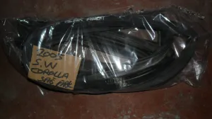 TOYOTA COROLLA 2004 ÇIKMA SAĞ ARKA KAPI FİTİLİ 2002 - 2003 - 2004 - 2005 - 2006 - 2007 Arası Modellerle Uyumludur