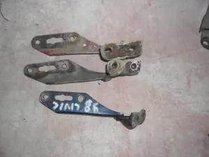 HONDA CIVIC 1999 ÇIKMA SAĞ KAPUT MENTEŞESİ 1996 - 1997 - 1998 - 1999 - 2000 - 2001 Arası Modellerle Uyumludur