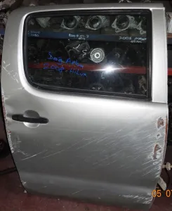 TOYOTA HILUX 2008 ÇIKMA HASARLI SAĞ ARKA KAPI 2006 - 2007 - 2008 - 2009 Arası Modellerle Uyumludur