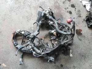 TOYOTA COROLLA 2006 ÇIKMA MOTOR ÜSTÜ TESİSATI 2005 - 2006 - 2007 Arası Modellerle Uyumludur