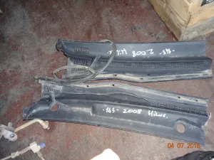 TOYOTA HILUX 2008 ÇIKMA SAĞ ÖN CAM IZGARASI 2006 - 2007 - 2008 - 2009 Arası Modellerle Uyumludur