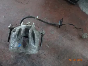 TOYOTA HILUX 2007 ÇIKMA HAFİF HASARLI SAĞ ÖN KALİPER 2006 - 2007 - 2008 - 2009 - 2010 - 2011 Arası Modellerle Uyumludur