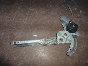 HONDA EUROCIVIC 1997 ÇIKMA HAFİF HASARLI SOL ÖN CAM MOTORU 1996 - 1997 - 1998 Arası Modellerle Uyumludur
