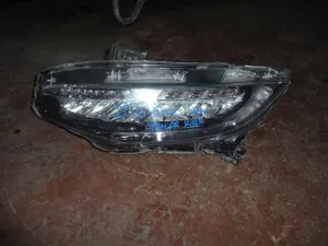 HONDA CIVIC 2018 ÇIKMA HAFİF HASARLI SOL FAR 2016 - 2017 - 2018 - 2019 - 2020 - 2021 Arası Modellerle Uyumludur