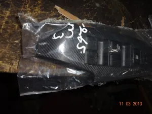 MAZDA 3 HB 2014 ÇIKMA SOL ÖN CAM DÜĞMESİ PLASTİK ÇERÇEVESİ 2014 - 2015 - 2016 Arası Modellerle Uyumludur