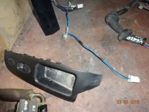 HONDA CIVIC 2008 ÇIKMA SAĞ ÖN CAM DÜĞMESİ PLASTİK ÇERÇEVESİ 2006 - 2007 - 2008 - 2009 - 2010 - 2011 Arası Modellerle Uyumludur