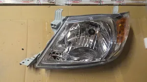 TOYOTA HILUX 2008 YENİ YAN SANAYİ SOL FAR 2006 - 2007 - 2008 - 2009 Arası Modellerle Uyumludur