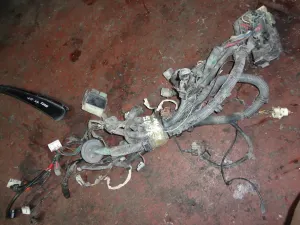 TOYOTA COROLLA 1999 ÇIKMA MOTOR ÇEVRESİ TESİSATI 1999 - 2000 Arası Modellerle Uyumludur