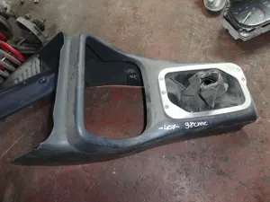 HONDA CIVIC 1998 ÇIKMA ORTA KONSUL 1996 - 1997 - 1998 - 1999 Arası Modellerle Uyumludur