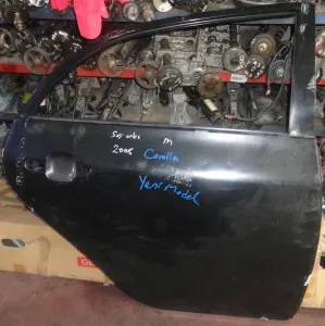 TOYOTA COROLLA 2008 ÇIKMA HAFİF HASARLI SAĞ ARKA KAPI 2007 - 2008 - 2009 - 2010 - 2011 - 2012 - 2013 Arası Modellerle Uyumludur