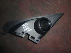 HONDA CIVIC 2019 ÇIKMA SAĞ ÖN İÇ MUSKA TWITTERLI 2019 - 2020 - 2021 Arası Modellerle Uyumludur