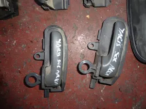 TOYOTA YARIS 2003 ÇIKMA SOL ARKA KAPI İÇ AÇMA KOLU 2000 - 2001 - 2002 - 2003 - 2004 - 2005 - 2006 Arası Modellerle Uyumludur