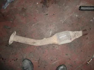 TOYOTA COROLLA 2006 ÇIKMA EKZOS KATALİZATÖRLÜ 2005 - 2006 - 2007 Arası Modellerle Uyumludur