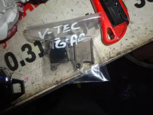 HONDA CIVIC 2004 ÇIKMA SAĞ ARKA CAM DÜĞMESİ 2002 - 2003 - 2004 - 2005 - 2006 Arası Modellerle Uyumludur
