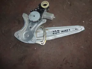 TOYOTA AURIS 2011 ÇIKMA SAĞ ARKA CAM MOTORU 2011 - 2012 Arası Modellerle Uyumludur