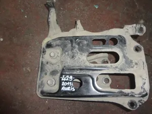 TOYOTA AURIS 2011 ÇIKMA AKÜ ALT SACI 2011 - 2012 Arası Modellerle Uyumludur