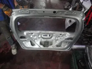 TOYOTA AURIS 2015 ÇIKMA HASARLI BAGAJ KAPAĞI 2013 - 2014 - 2015 - 2016 - 2017 - 2018 Arası Modellerle Uyumludur