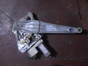 TOYOTA COROLLA 2006 ÇIKMA SOL ARKA CAM MOTORU 2005 - 2006 - 2007 Arası Modellerle Uyumludur