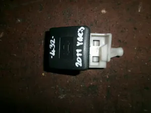 TOYOTA YARIS 2011 ÇIKMA KAPUT AÇMA KOLU 2010 - 2011 Arası Modellerle Uyumludur