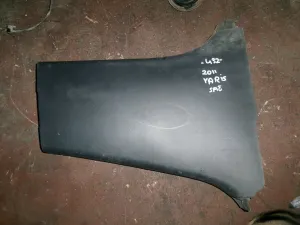 TOYOTA YARIS 2011 ÇIKMA SAĞ ALT ORTA DİREK PLASTİĞİ 2010 - 2011 Arası Modellerle Uyumludur