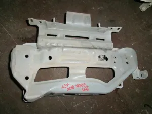 TOYOTA YARIS 2015 ÇIKMA ÖN PANEL SAĞ PARÇASI 2014 - 2015 - 2016 - 2017 Arası Modellerle Uyumludur