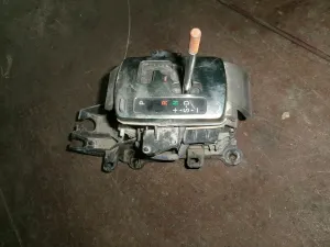 TOYOTA AVENSIS 2004 ÇIKMA VİTES KOLU 2002 - 2003 - 2004 - 2005 - 2006 Arası Modellerle Uyumludur