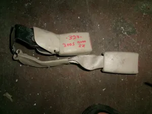 TOYOTA AVENSIS 2004 ÇIKMA ARKA ORTA EMNİYET KEMERİ KARŞILIĞI 2002 - 2003 - 2004 - 2005 - 2006 Arası Modellerle Uyumludur