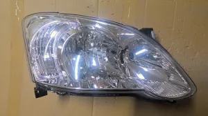 TOYOTA COROLLA HB 2006 YENİ YAN SANAYİ SAĞ FAR 2005 - 2006 - 2007 Arası Modellerle Uyumludur