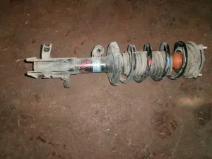 HONDA CIVIC 2013 ÇIKMA SAĞ ÖN AMORTÜSÖR 2012 - 2013 - 2014 Arası Modellerle Uyumludur