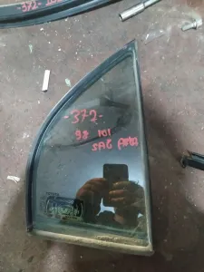 TOYOTA COROLLA 1995 ÇIKMA SAĞ ARKA KELEBEK CAMI 1993 - 1994 - 1995 - 1996 - 1997 - 1998 Arası Modellerle Uyumludur