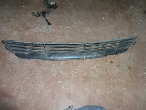 TOYOTA COROLLA 2012 ÇIKMA HAFİF HASARLI ÖN TAMPON IZGARASI 2011 - 2012 - 2013 Arası Modellerle Uyumludur
