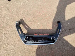 TOYOTA COROLLA 2021 ÇIKMA KALORİFER KONTROL PANELİ 2019 - 2020 - 2021 - 2022 - 2023 - 2024 Arası Modellerle Uyumludur