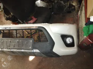 TOYOTA HILUX 2017 ÇIKMA ÖN TAMPON IZGARASI 2016 - 2017 - 2018 - 2019 Arası Modellerle Uyumludur