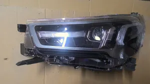 TOYOTA HILUX 2021 YENİ YAN SANAYİ SOL FAR 2020 - 2021 - 2022 - 2023 Arası Modellerle Uyumludur